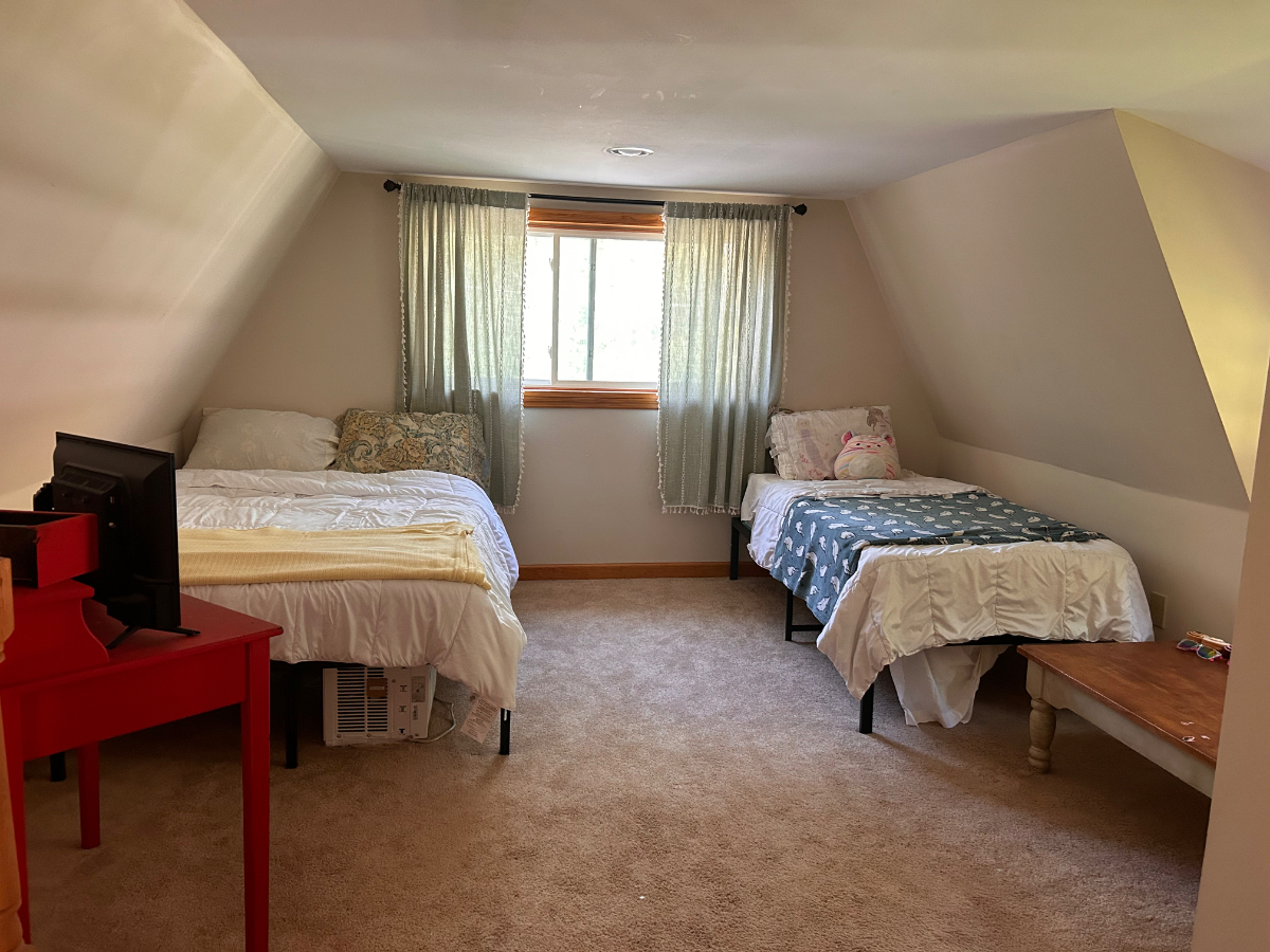 Ballston Lake Cottage - Photo 8