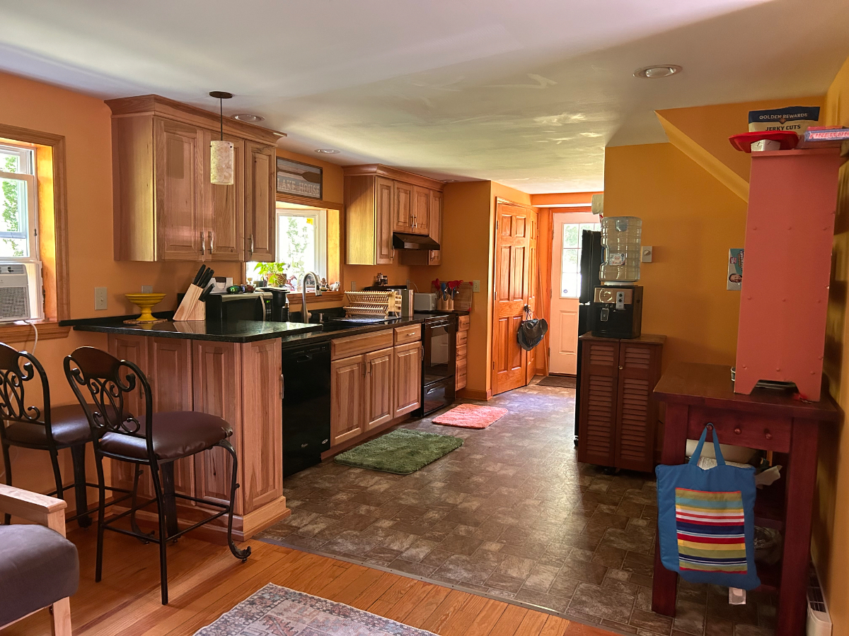Ballston Lake Cottage - Photo 6