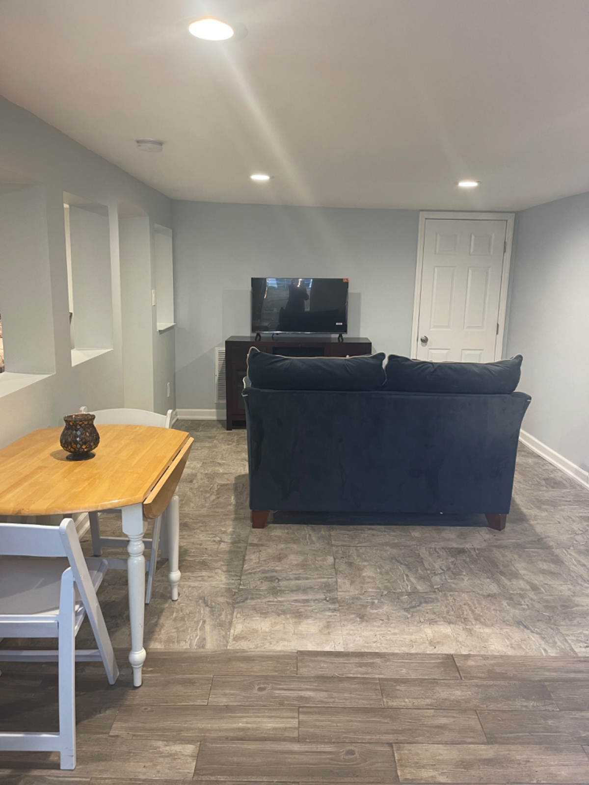 Cozy 1BR Fully Furnished Apartment - Photo 3