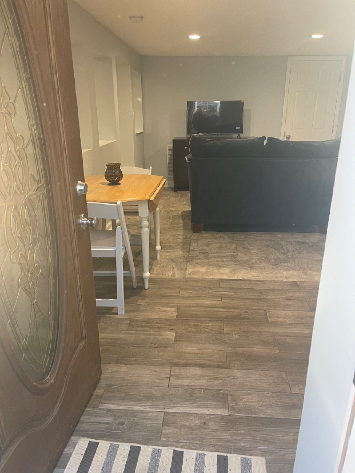 Cozy 1BR Fully Furnished Apartment - Photo 6