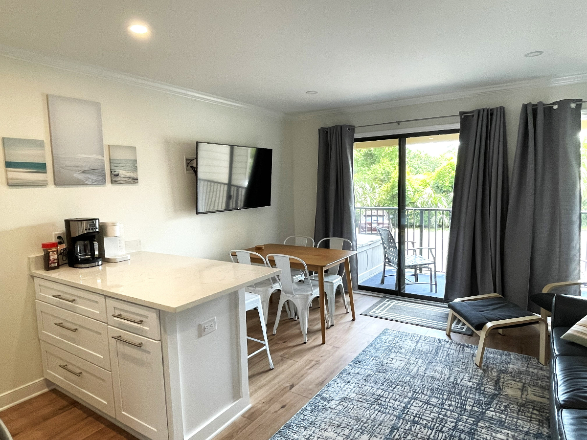 1st Floor Renovated Villa
