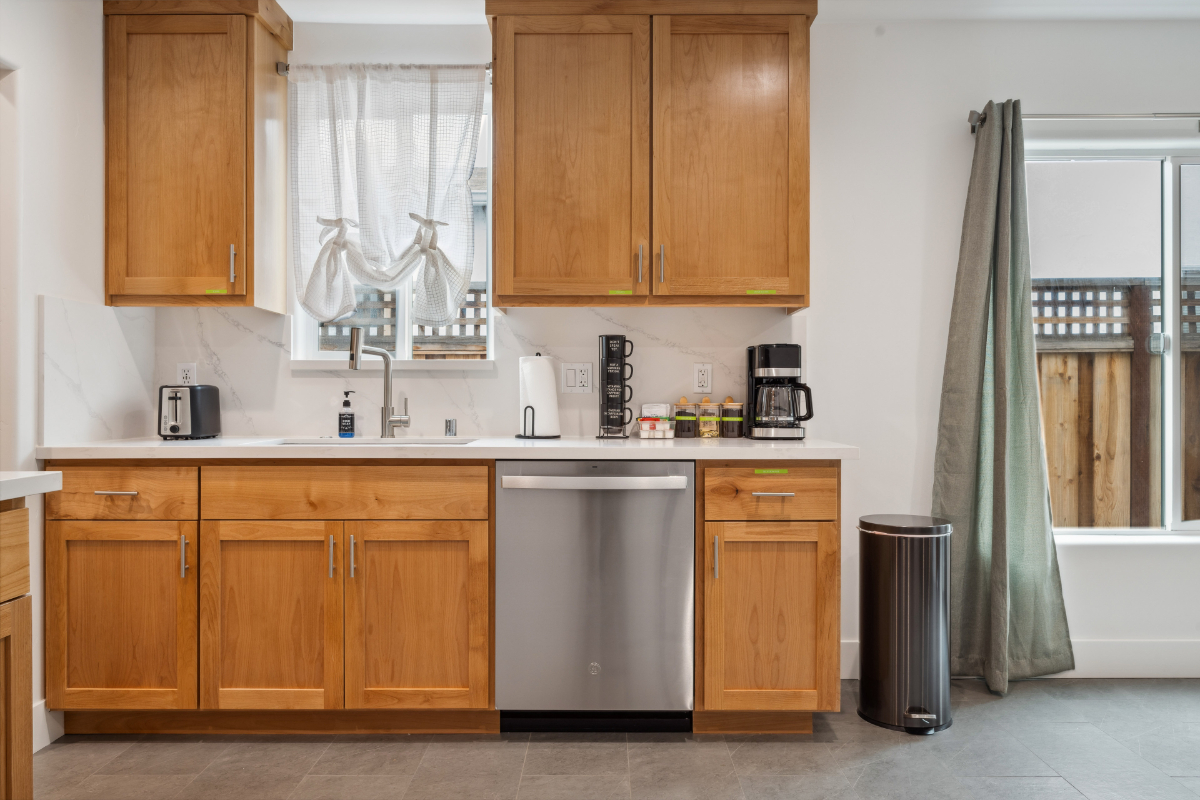 2bd 2bth/ Washer/Dryer in unit - Photo 4