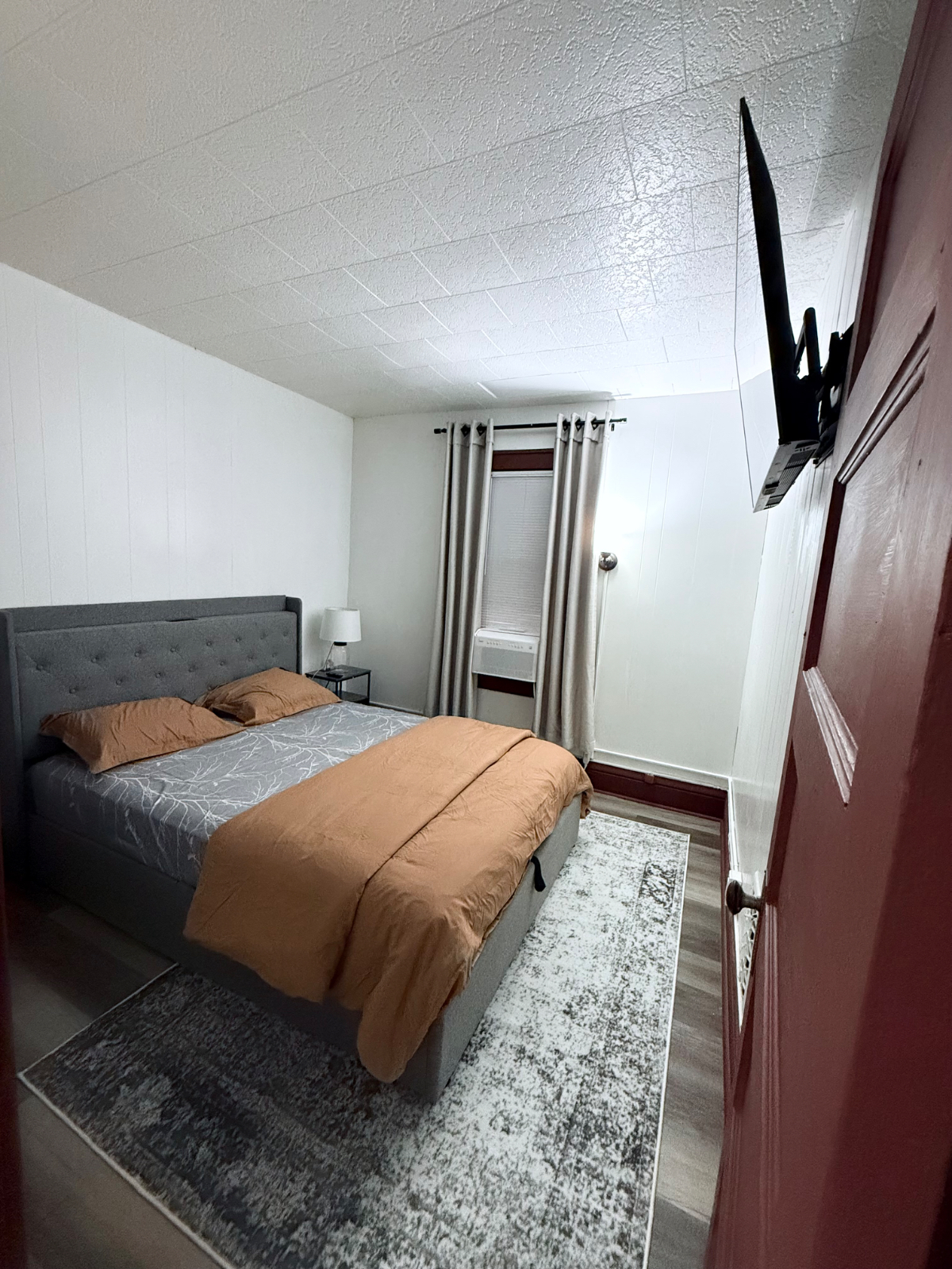 Furnished Rooms in Rochesters South Wedge | Near Highland & Strong - Photo 5