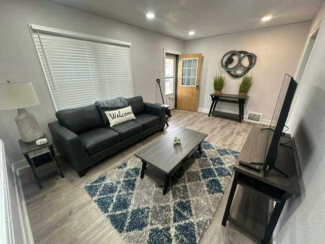 Fully Remodeled, Fully Furnished, Everything Included, Come Quick - Photo 6