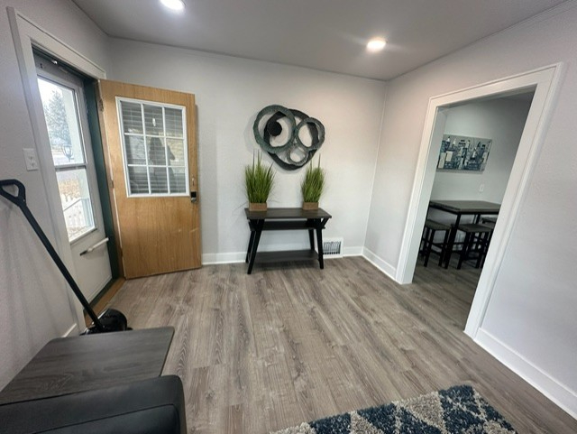 Fully Remodeled, Fully Furnished, Everything Included, Come Quick - Photo 9