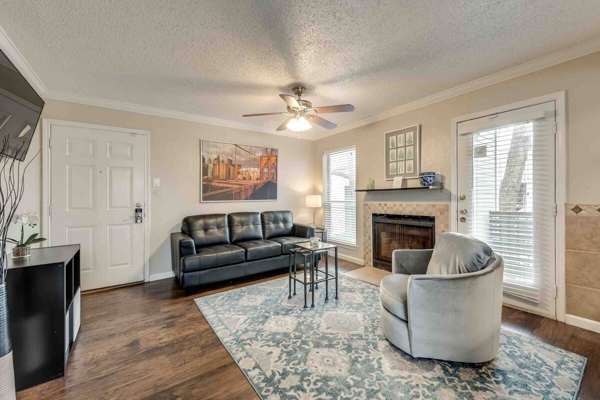 Cozy 2BD Condo HWY161 183 DFW South I02 (823195)