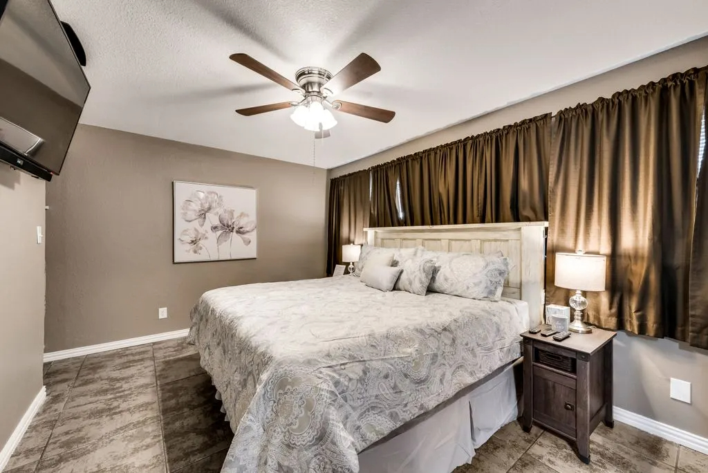 1BD/1BA Condo HWY161 183 DFW South I63 (823388)
