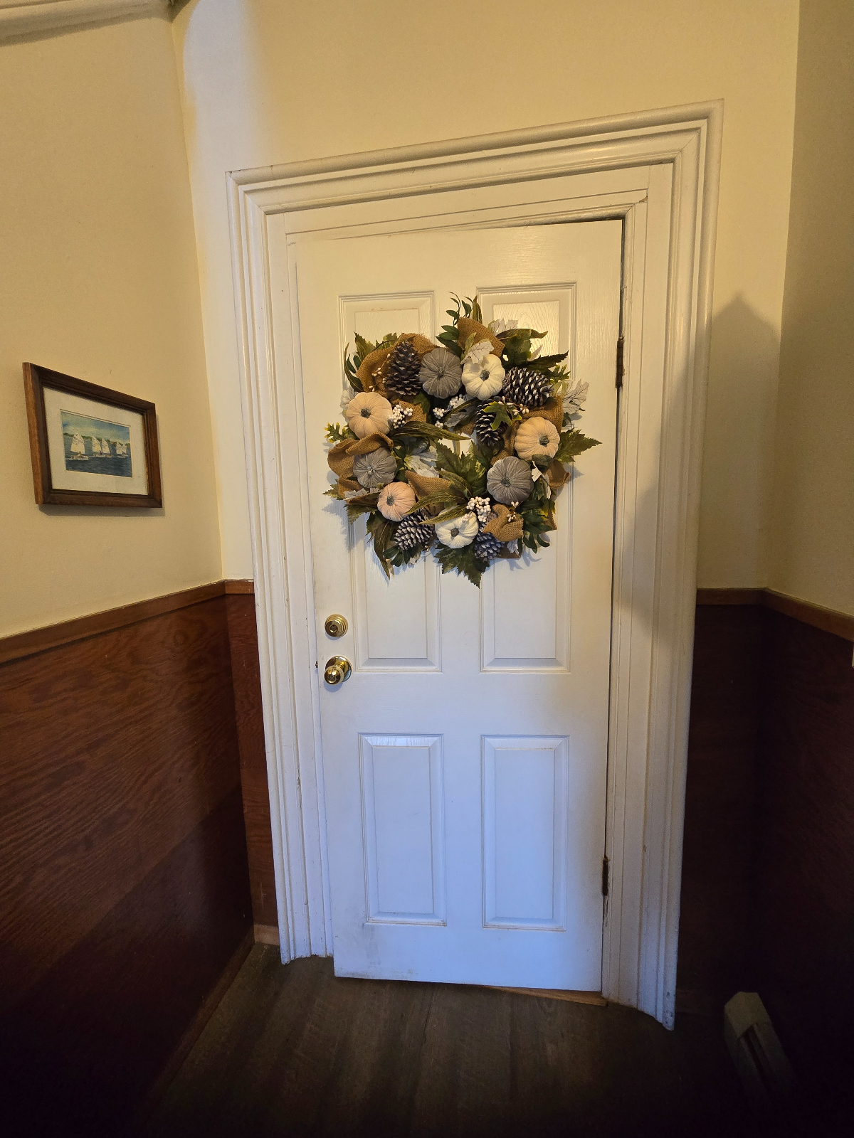 Newly Renovated 1 Bedroom. Great location between Ferries and Main Street, walking distance to Hosp - Photo 2