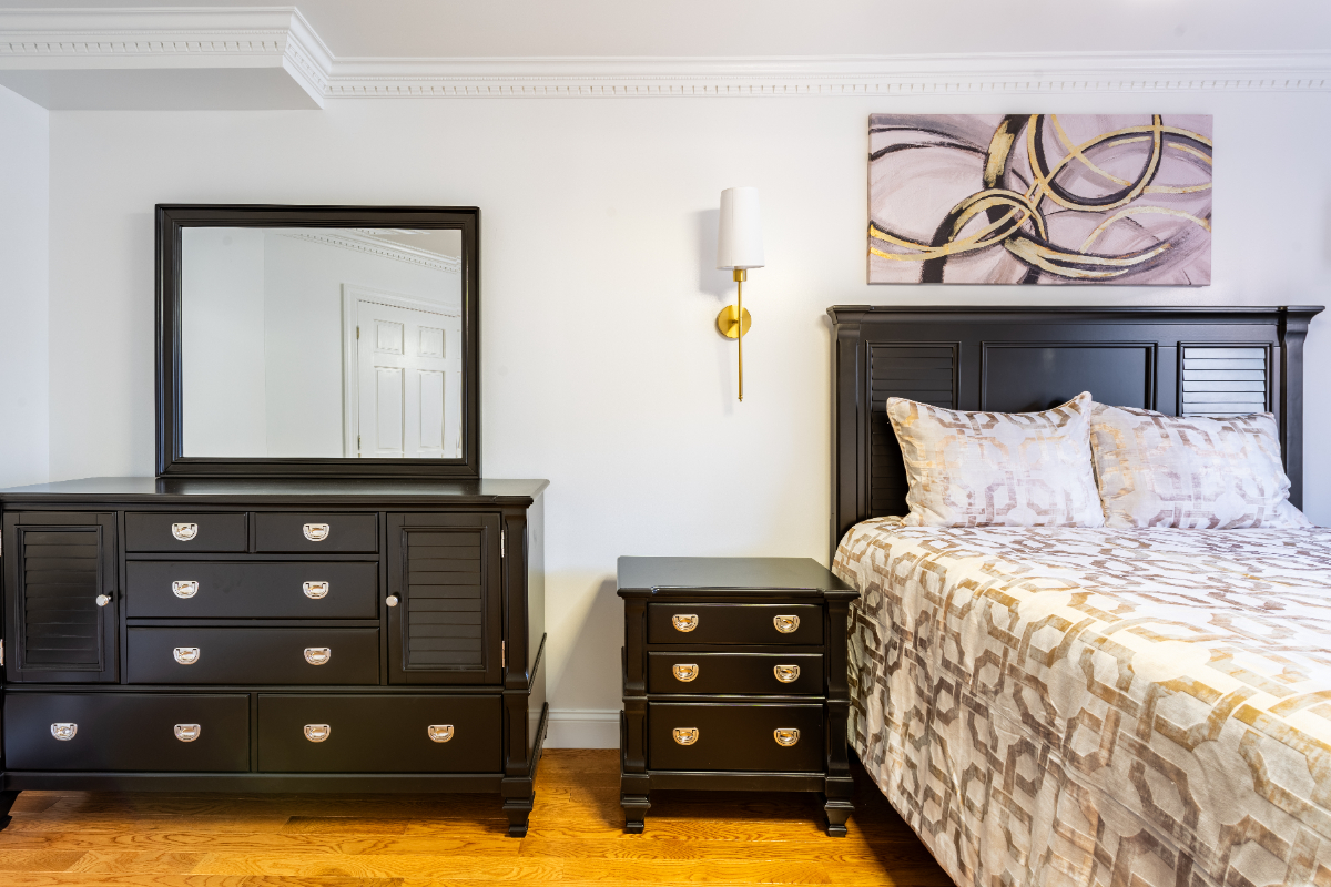 Turnkey, Day-Sleeper Friendly 1BR Hub - Minutes - Photo 1