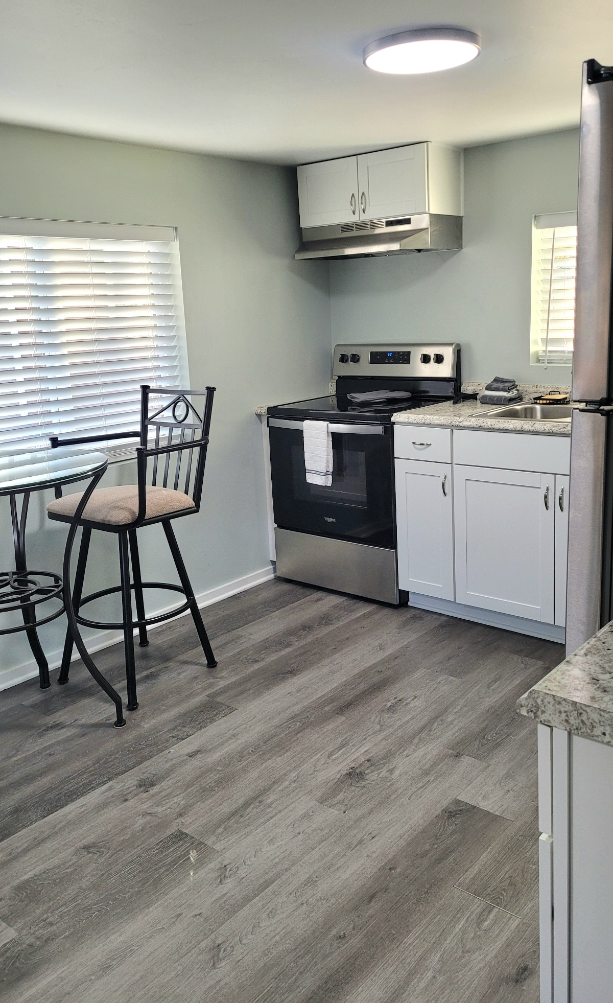 Prineville Tiny Home - Photo 5