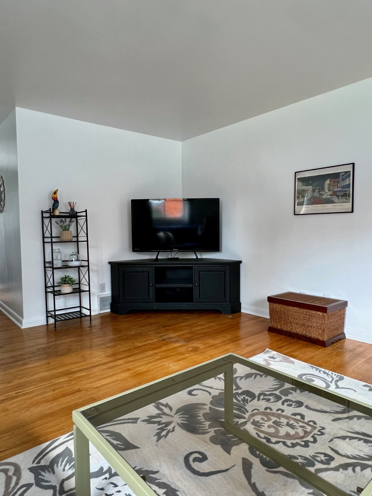 Furnished 2BR Townhouse Near CAMC + St. Francis | Utilities Included - Photo 7