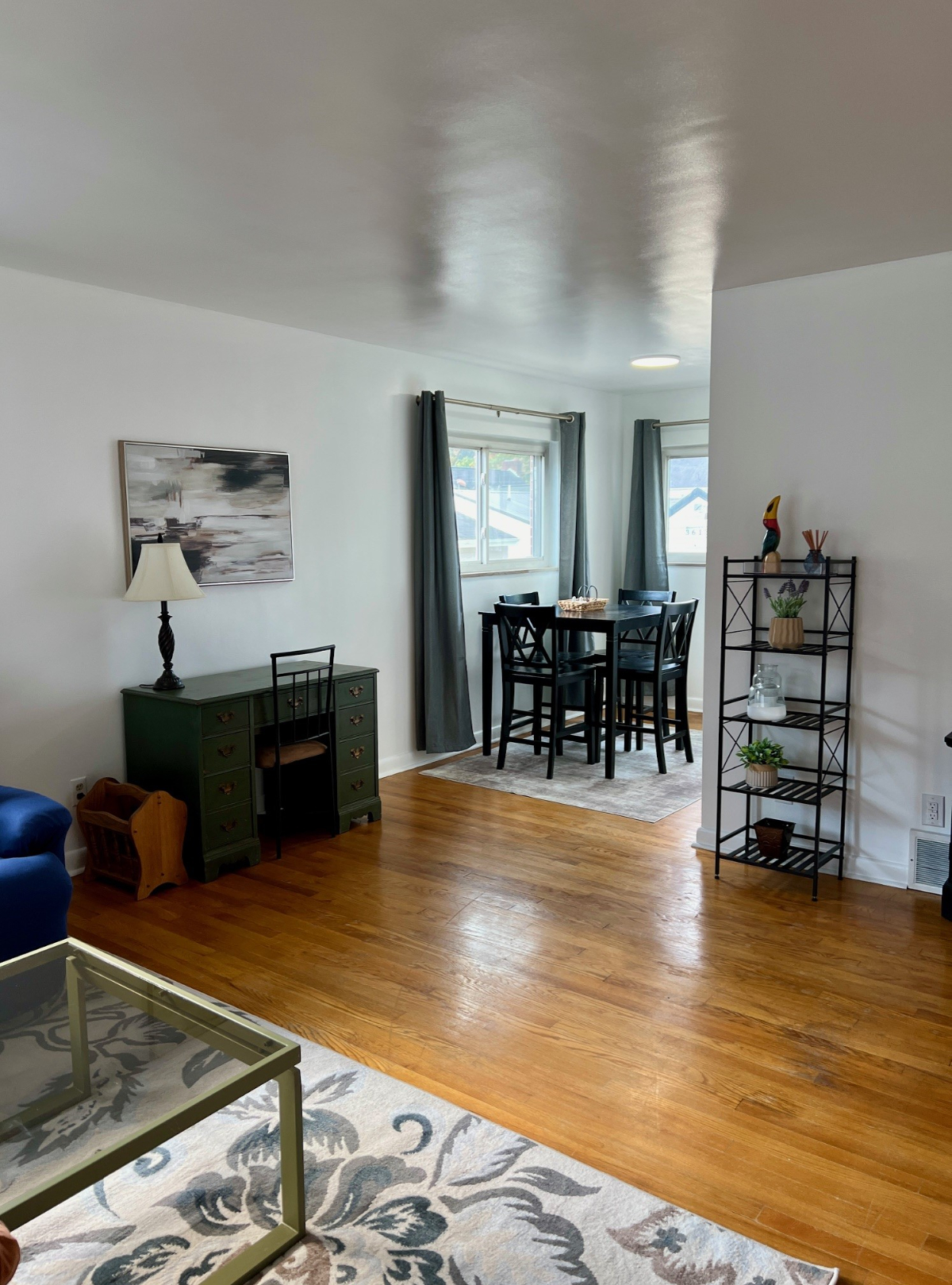 Furnished 2BR Townhouse Near CAMC + St. Francis | Utilities Included - Photo 8