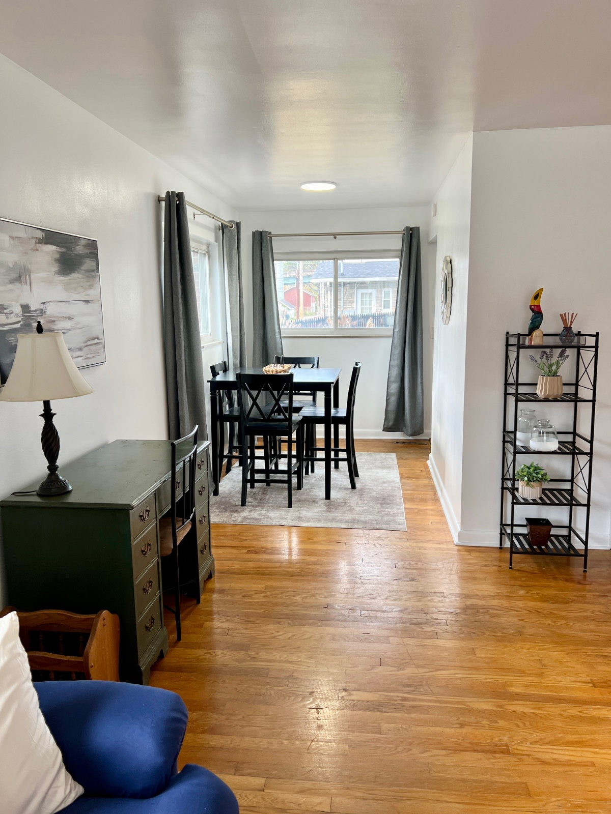 Furnished 2BR Townhouse Near CAMC + St. Francis | Utilities Included - Photo 9