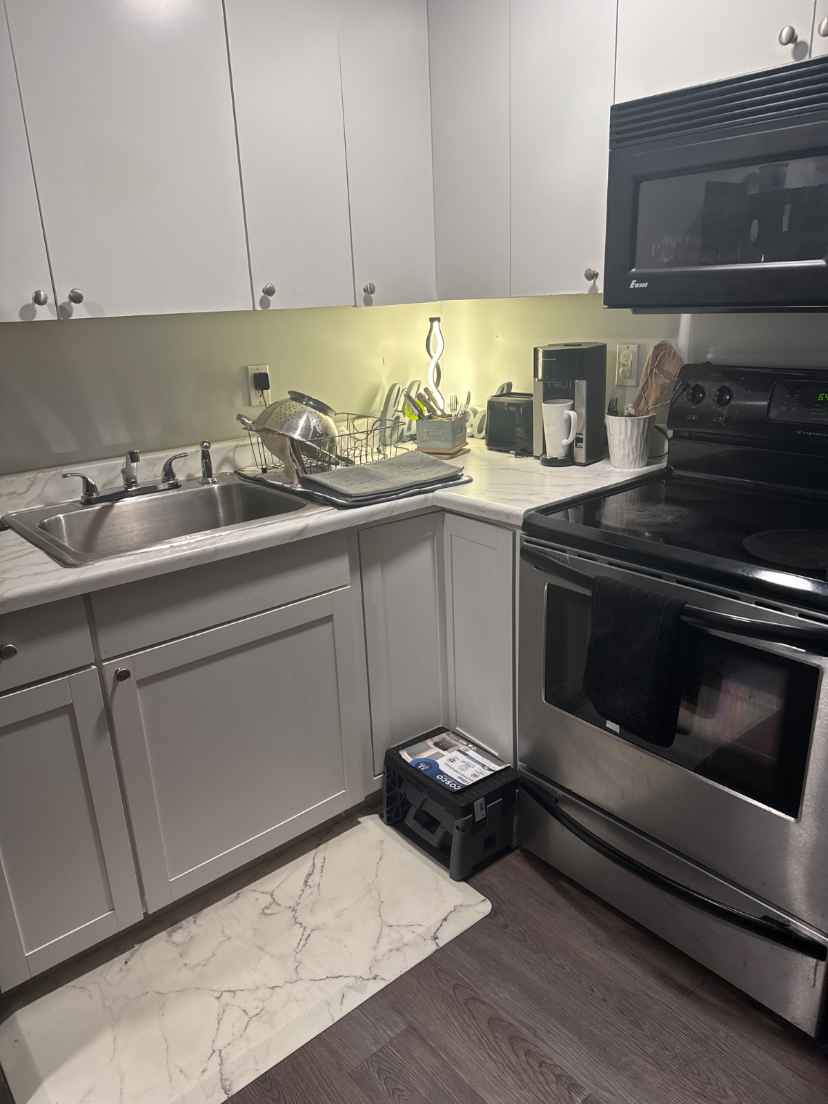 Cozy apartment with access to all transportation - Photo 12