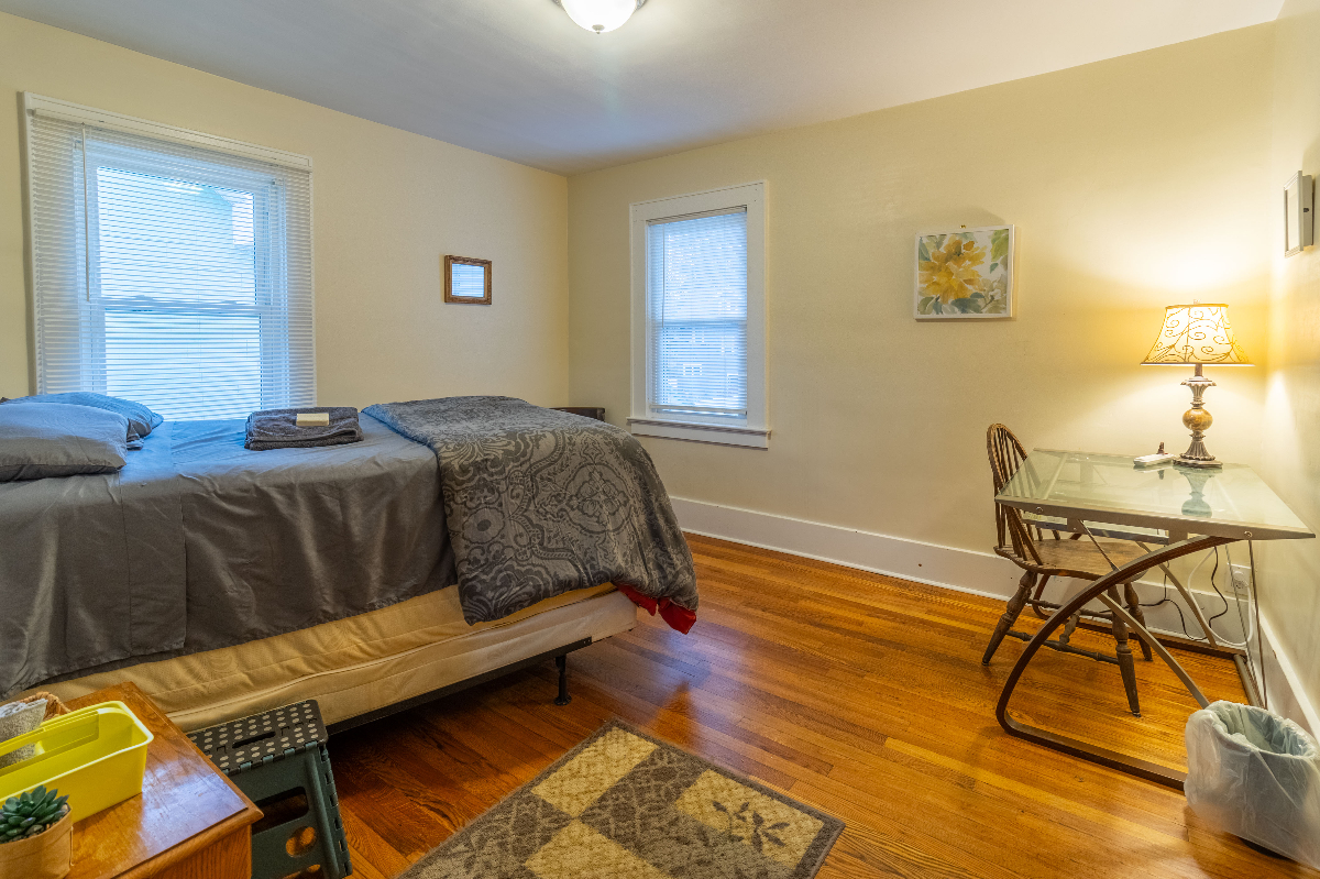 ROC | Furnished Home | Ideal for Relocation & Extended Stays - Photo 12
