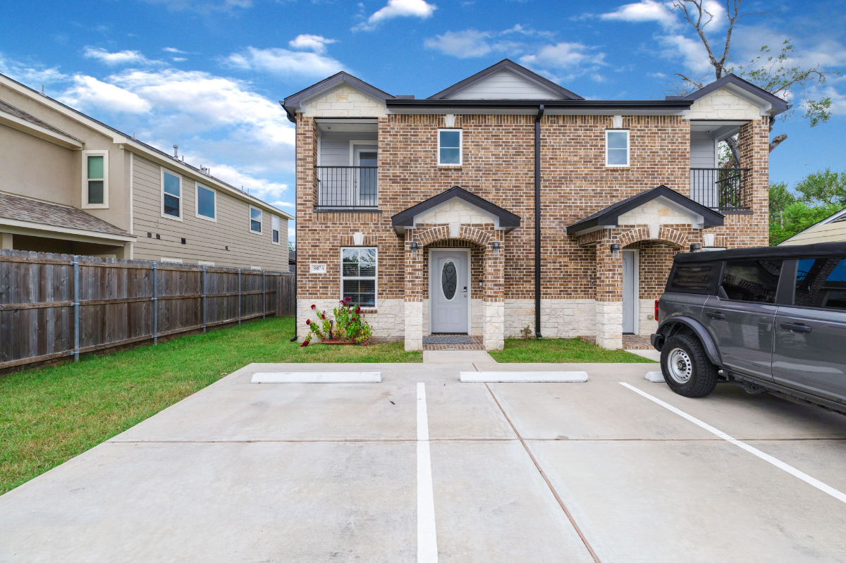 Stylish 2 bed in prime location - Photo 5