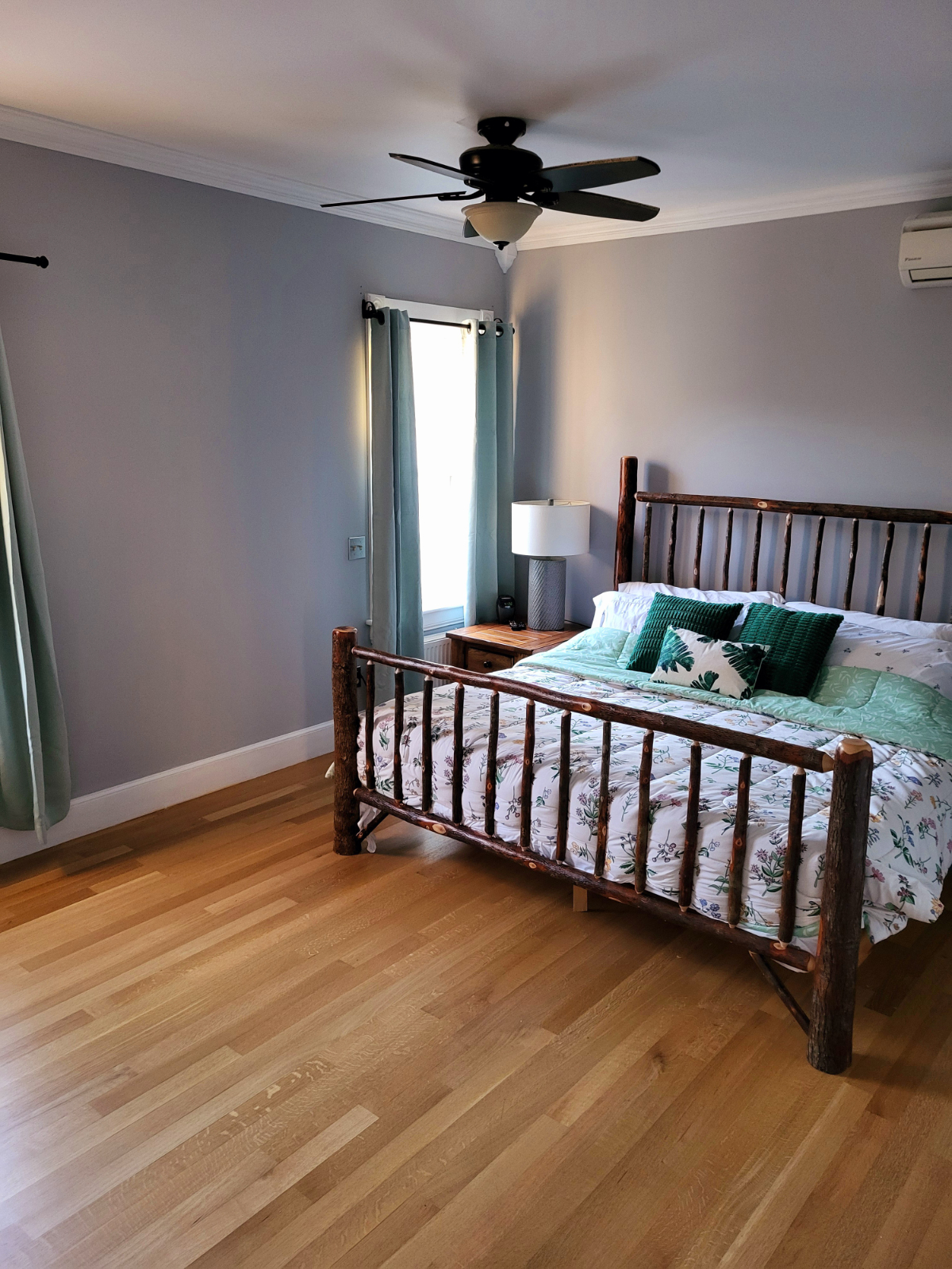 Single Family Home Downtown Rutland - Photo 11