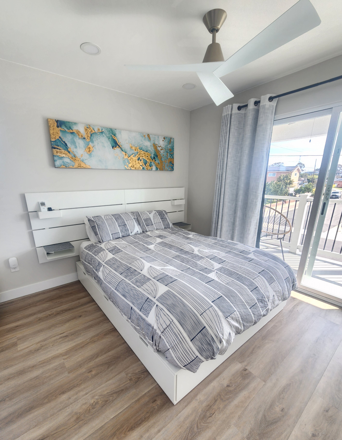 Spacious guest house. Solar powered, centrally located. - Photo 5