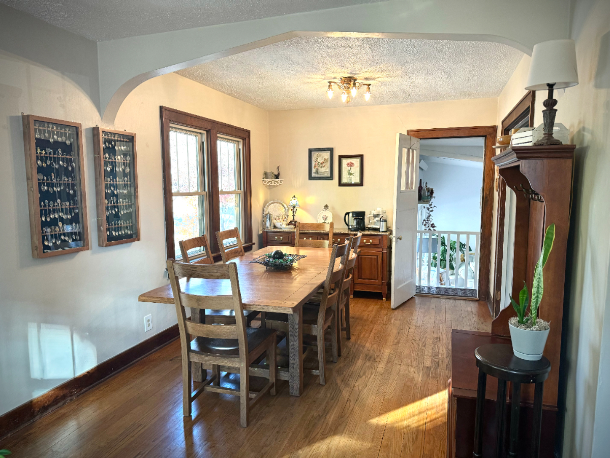 Restful Private Room Sharing House with Outdoors Enthusiast - Photo 4