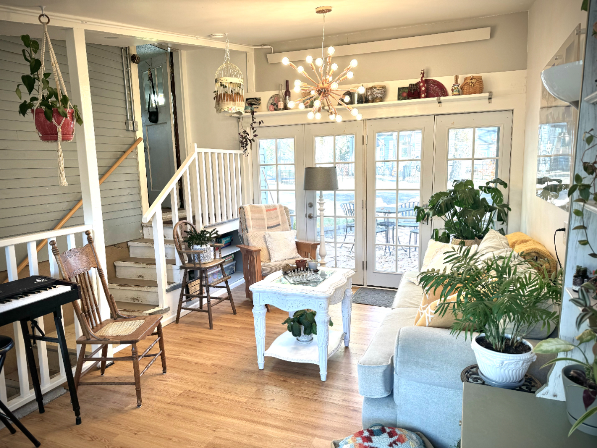 Restful Private Room Sharing House with Outdoors Enthusiast - Photo 10