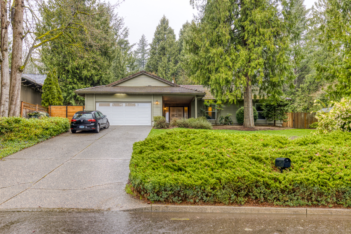 Charming Haven - Your Cozy Getaway with Modern Comforts Awaits - Photo 3