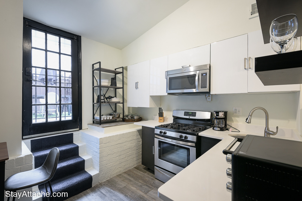 Charming two bedroom townhome on DCs hottest block. Two car parking. - Photo 9