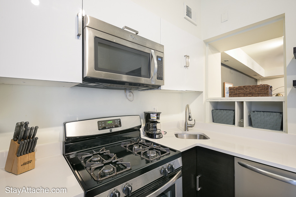 Charming two bedroom townhome on DCs hottest block. Two car parking. - Photo 10