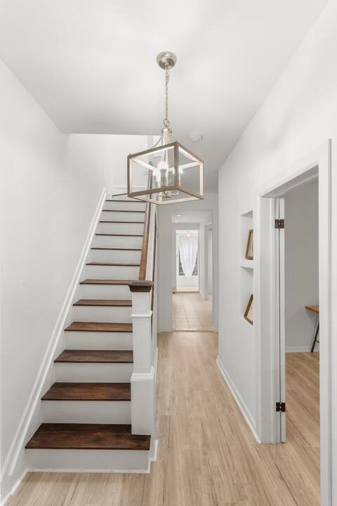 Garden Duplex Townhouse, 25min to Manhattan - Photo 9