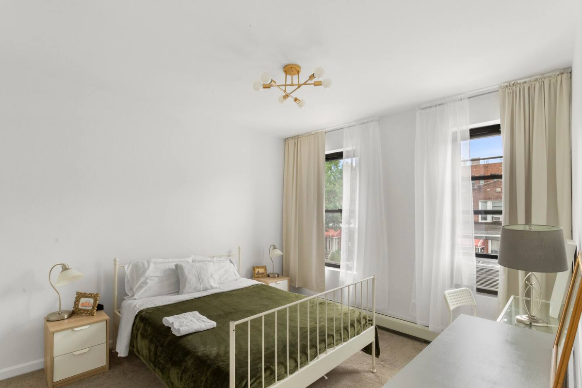 Garden Duplex Townhouse, 25min to Manhattan - Photo 1