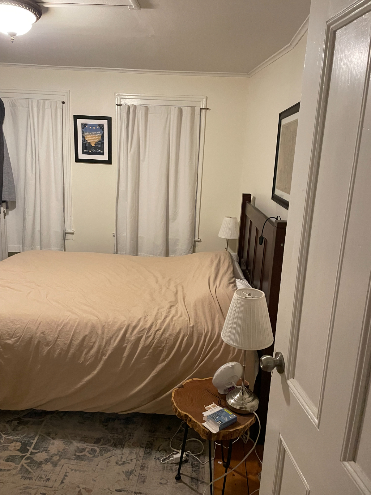 Cozy Duplex w/Hot Tub, W/D, Off Street Parking Apt B - Photo 7