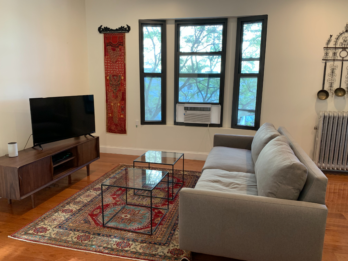 Furnished Room for Interns on assignment in NYC. - Photo 3