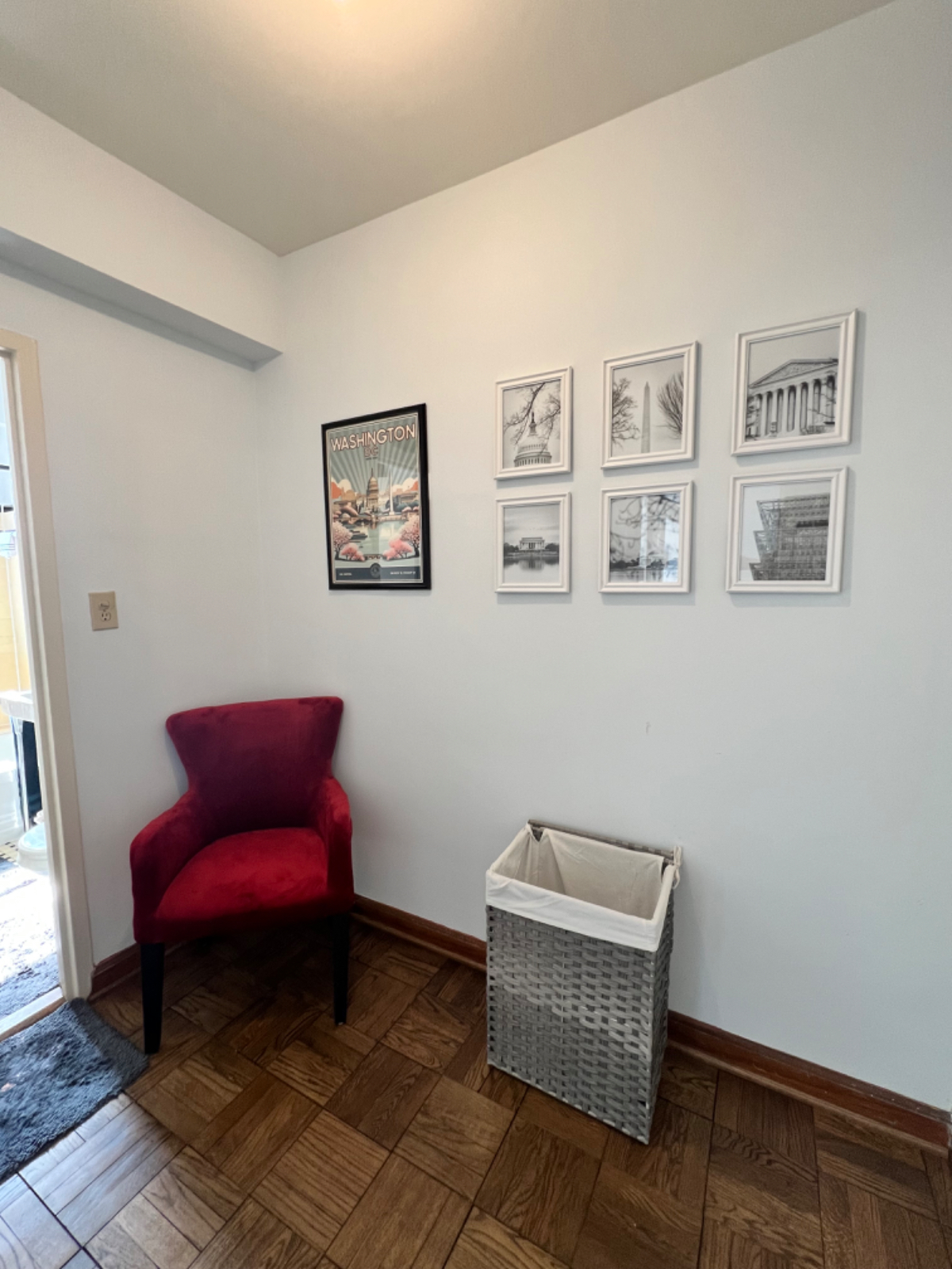 Charming and Modern 1BR Apartment in the Heart of Historic Washington - Stunning Views and Unbeatabl - Photo 9