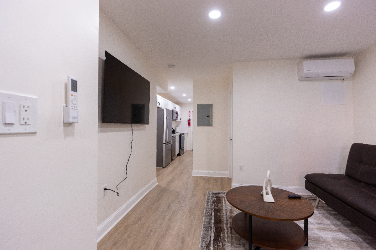 Modern Unit in Navy Yard 1 and  2 - Photo 6