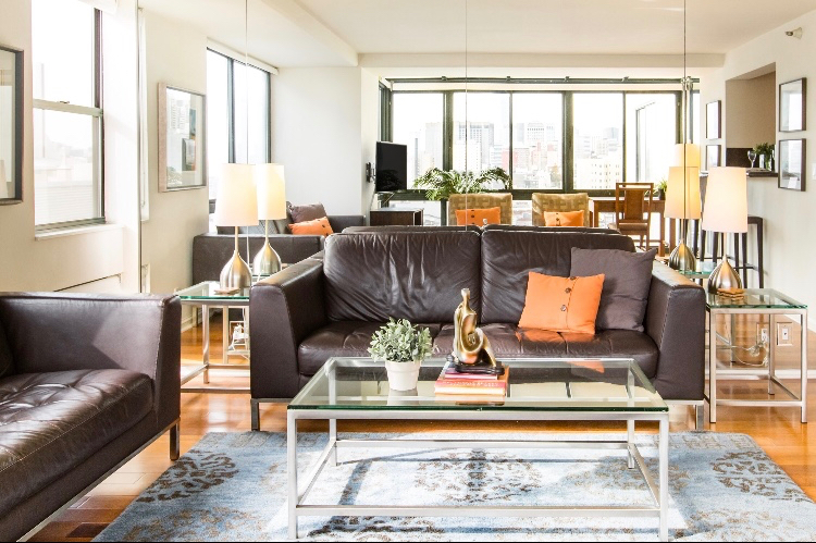 Furnished 1 Bedroom Condo - Photo 2