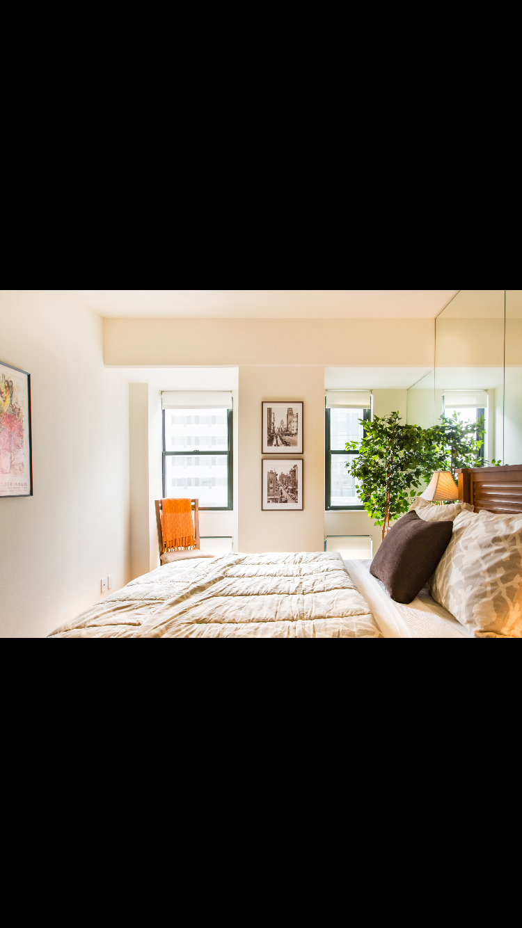 Furnished 1 Bedroom Condo - Photo 5