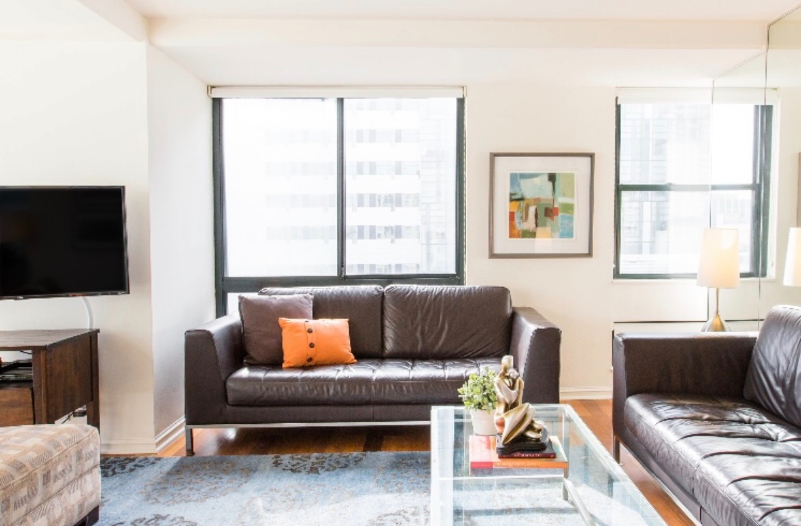 Furnished 1 Bedroom Condo - Photo 3