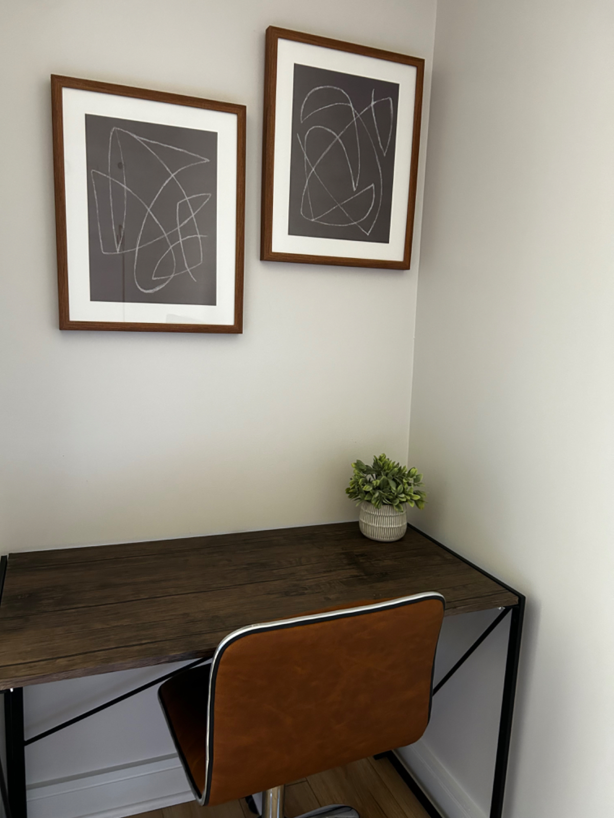 Large light filled studio in the Wharf-Navy Yard neighborhood - Photo 6