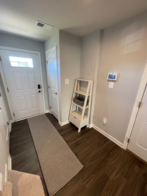 Former model home near hospital - Photo 5