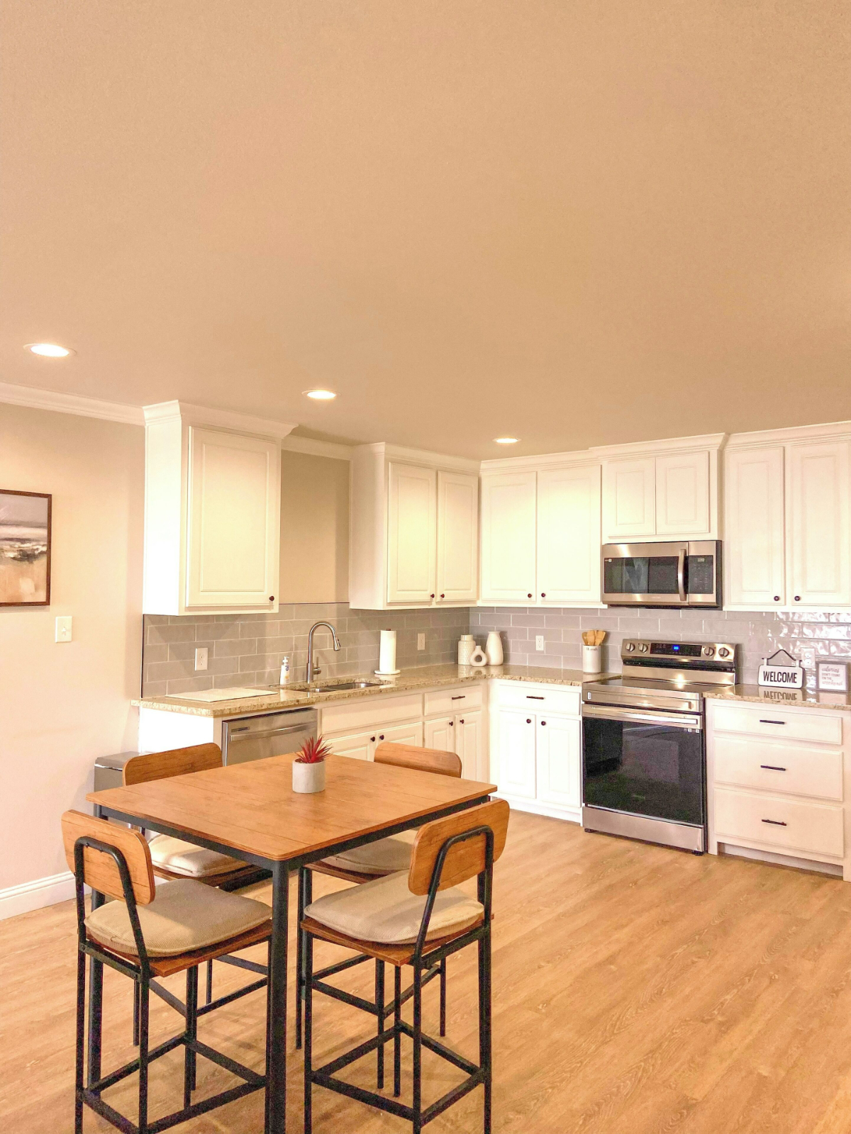 A Cozy New Construction 2 Bedroom Townhome Near Texas Tech and Hospitals - Photo 3