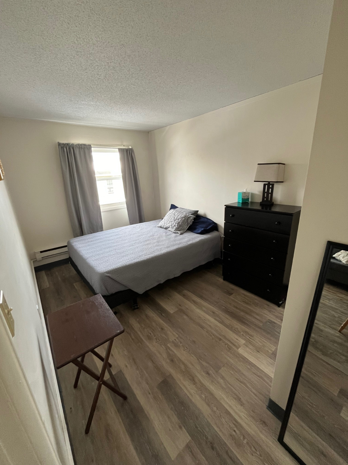 Fully Furnished Short & Long-Term Stay Multiple Units Available 1850 to 2500 3D - Photo 1