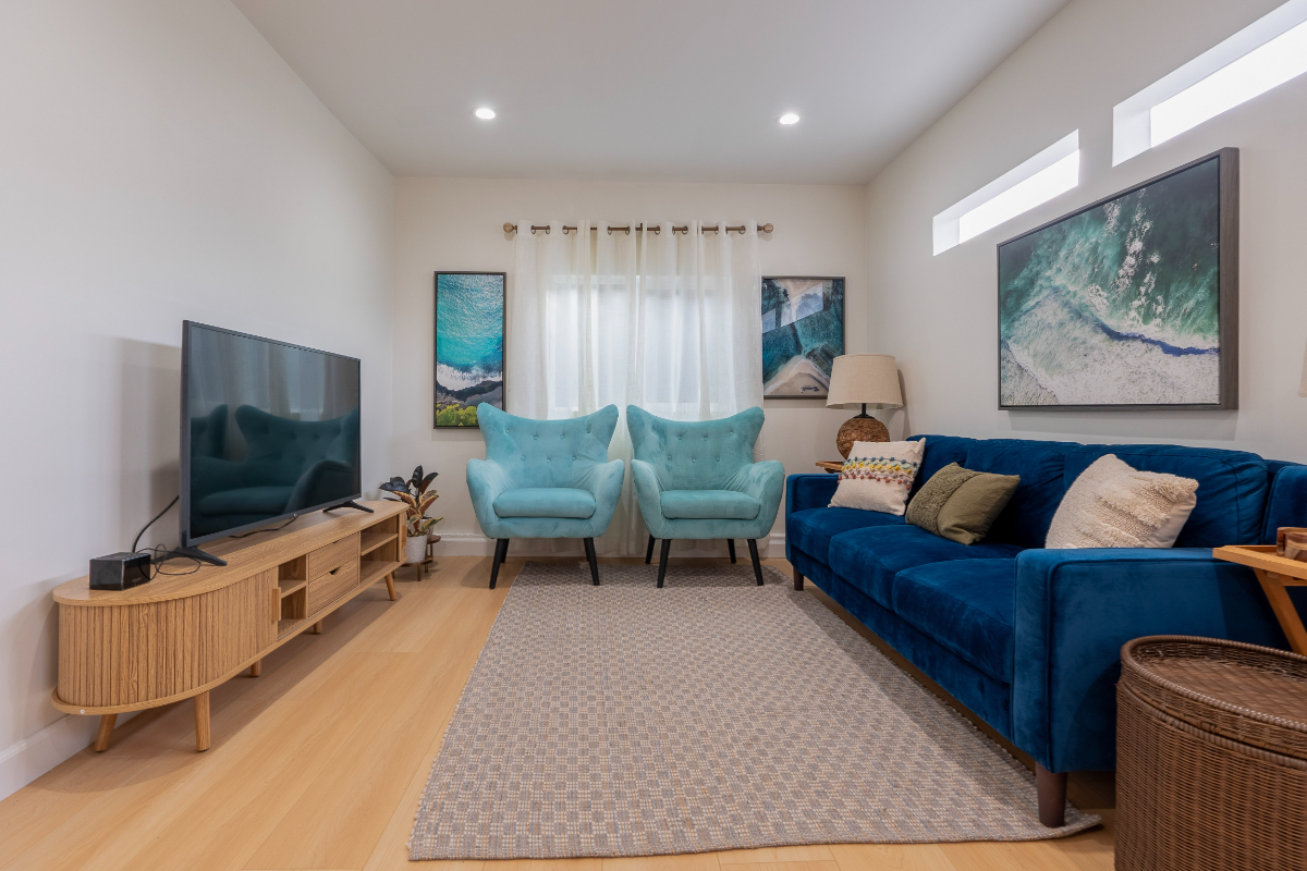 FULLY FURNISHED 1 BEDROOM 1 BATH ADU APARTMENT - Photo 2