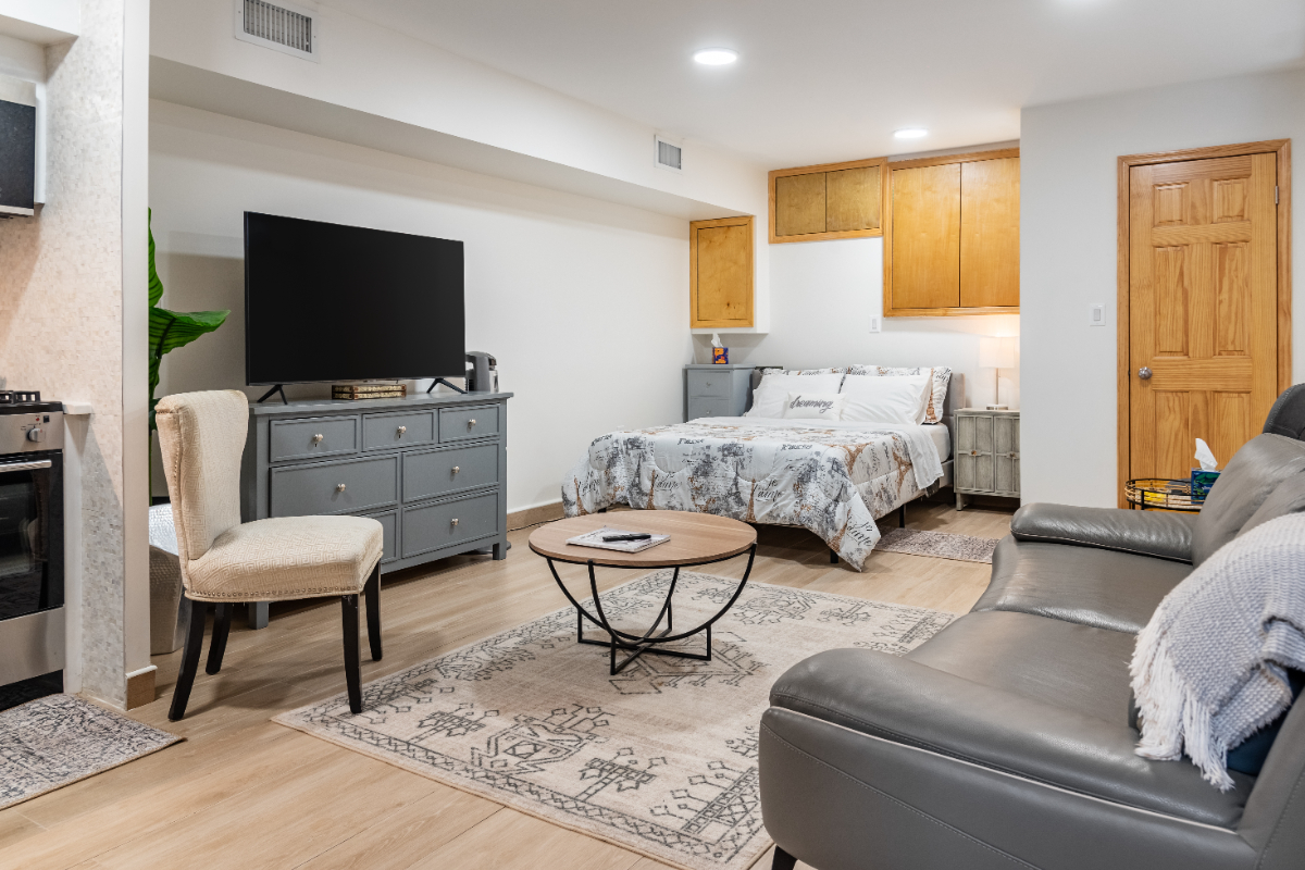 Brand-New Modern Studio - Ultimate Convenience & Style in a Prime Location - Move In Now - Photo 6