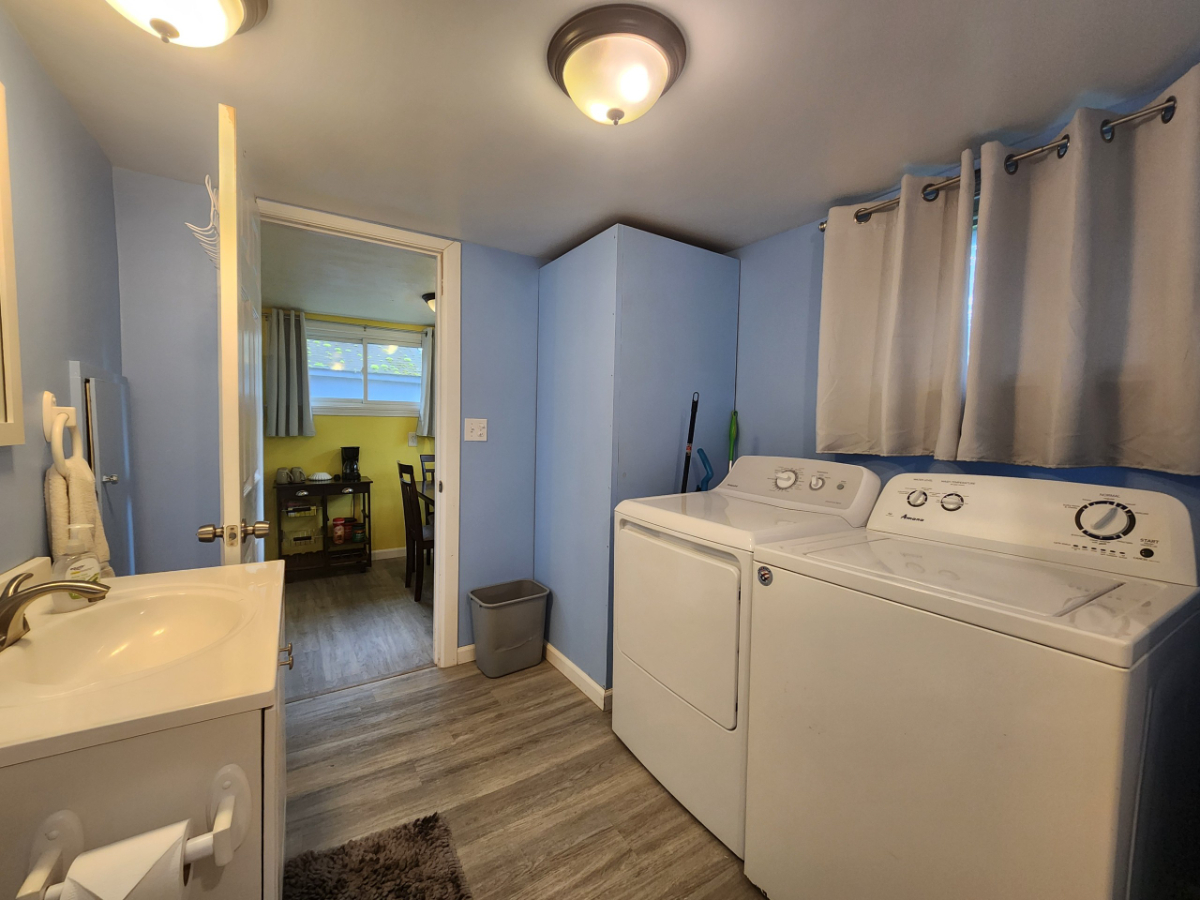Boulevard ave Bungalow - Photo 5
