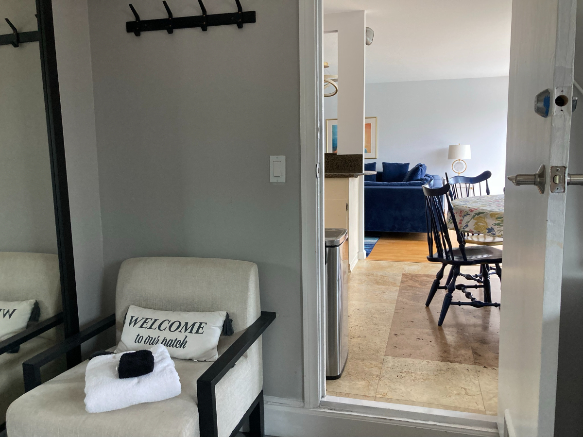 Glam Getaway CENTRAL SAN DIEGO - 4BR/2Ba Pool - Photo 2