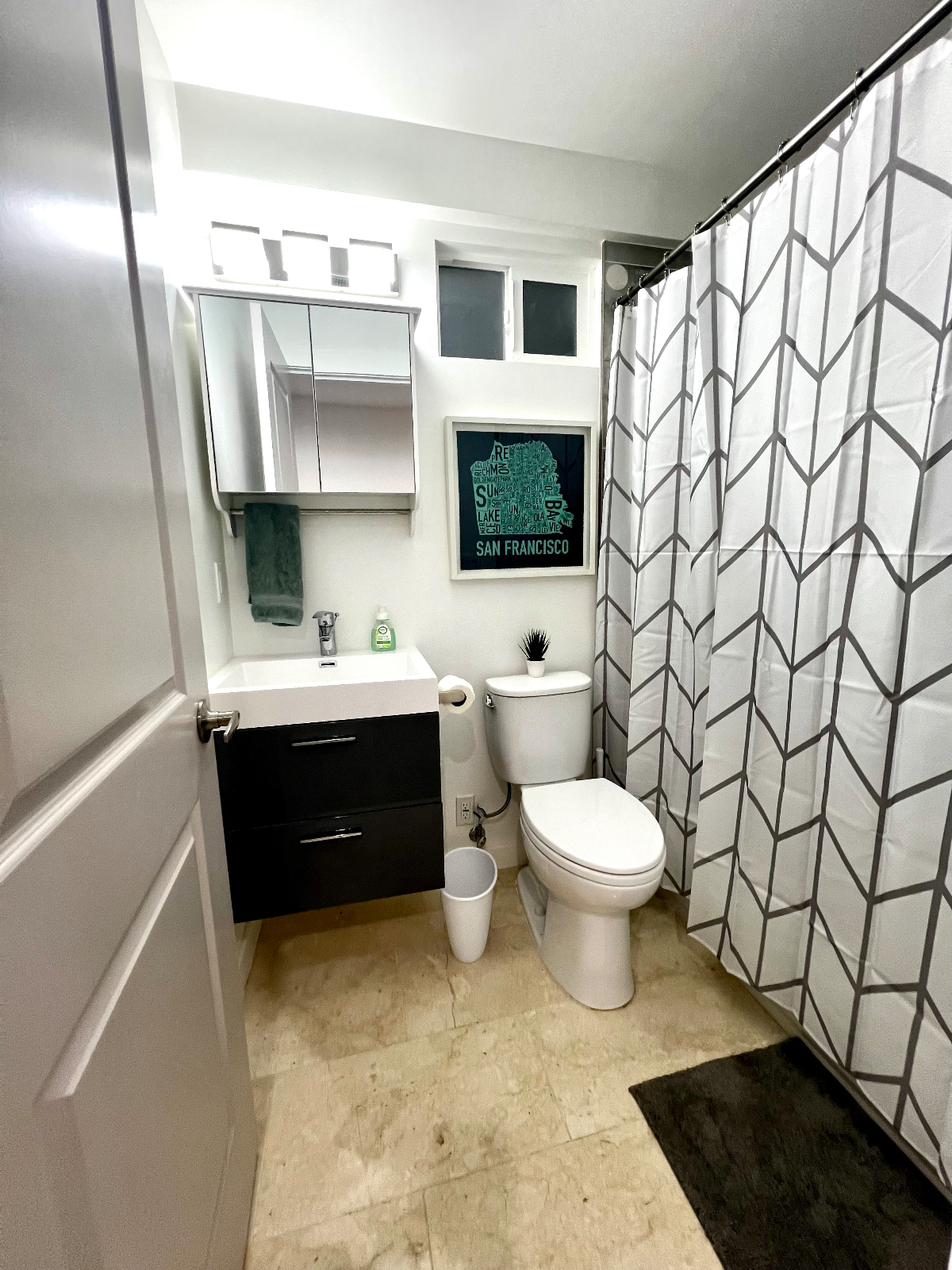 Modern 1 bed/ 2 bath in great neighborhood - Photo 5