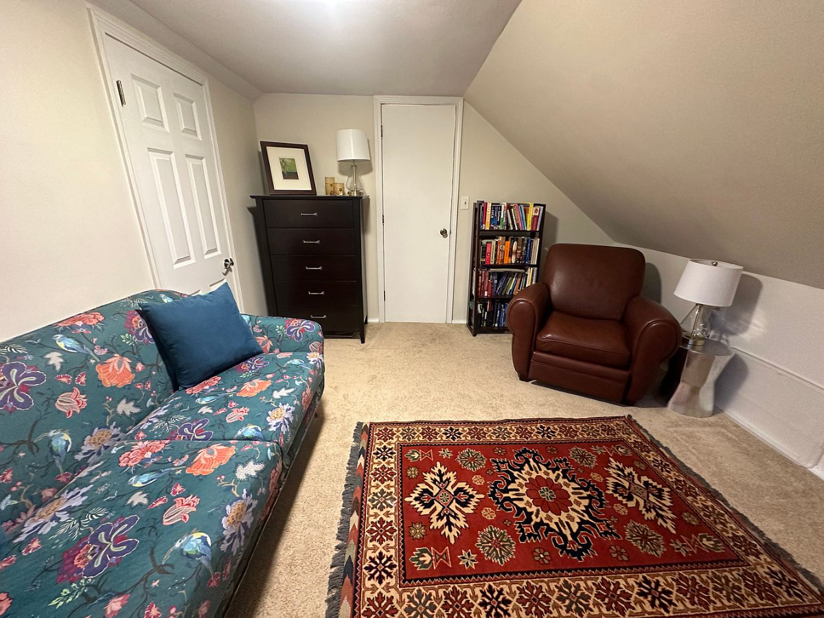 Fully Furnished 2 Bedroom Home For Rent - Walking Distance To Target, Craftsman, Hiking Trails, and  - Photo 9