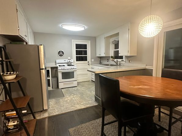 Fully Furnished 2 Bedroom Home For Rent - Walking Distance To Target, Craftsman, Hiking Trails, and - Photo 4