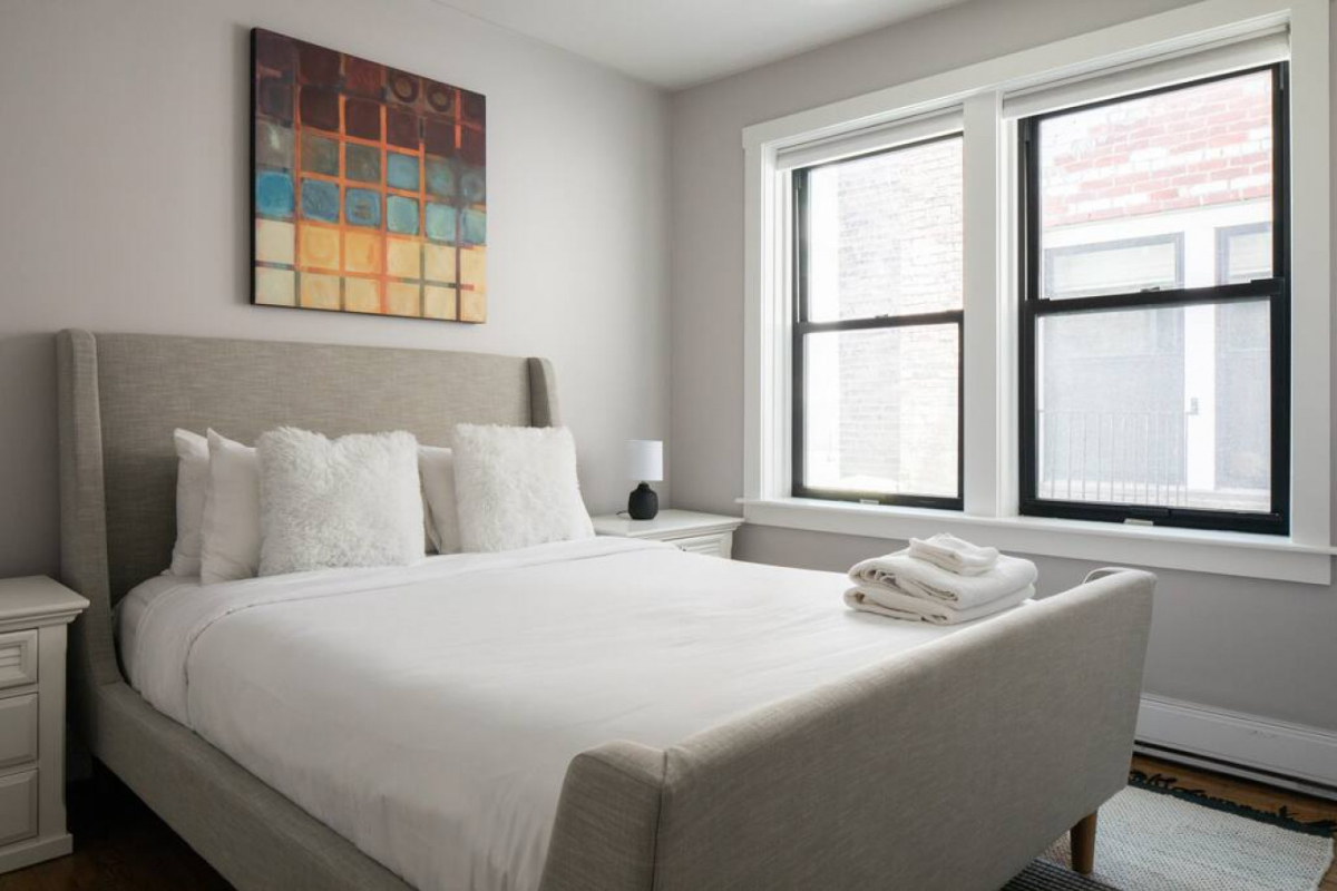 W16-Charming Theater District 1Br