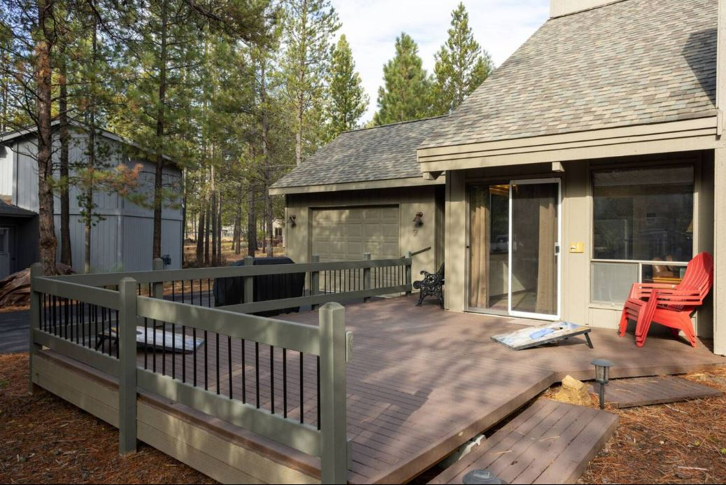 Flattop Mini Lodge-Large Fireplace. SHARC passes. Bikes, Cul-de-sac near Trails and Fort Rock Park, W/D - Photo 2
