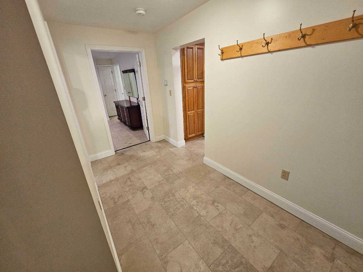 Charming & Convenient First-Floor Apartment - Photo 5